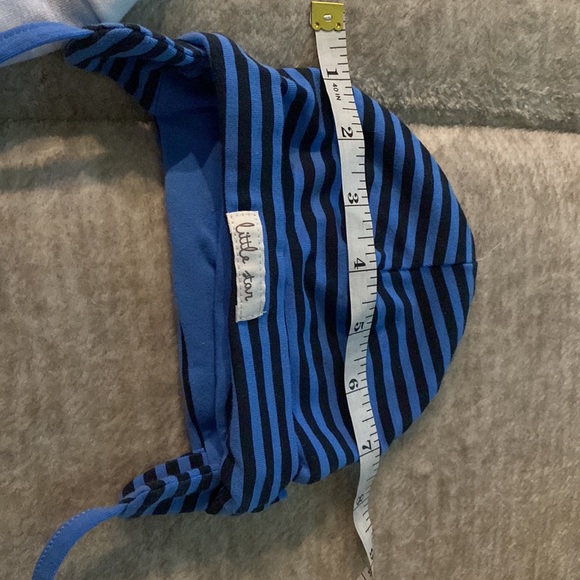 Baby hats . Blue and white - Picture 9 of 9